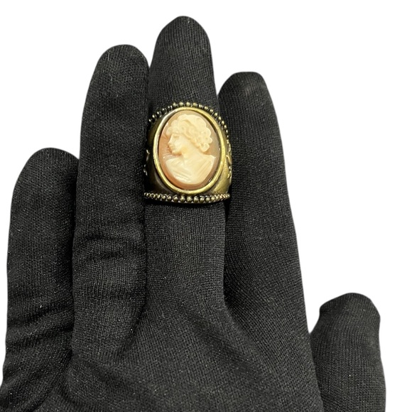 AMEDEO ANTIQUE GOLD CAMEO STATEMENT RING - Picture 3 of 13